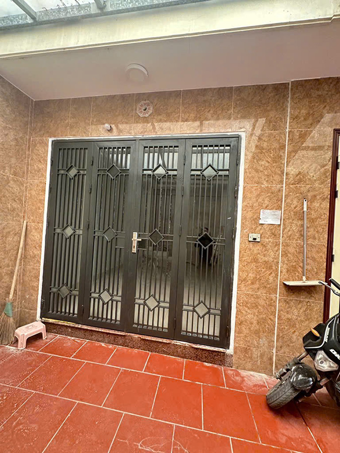 Bán nhà số 9E Ngõ 73 Hoa Lâm, Diện tích 31.2m2, 5 tầng, Quận Long Biên 